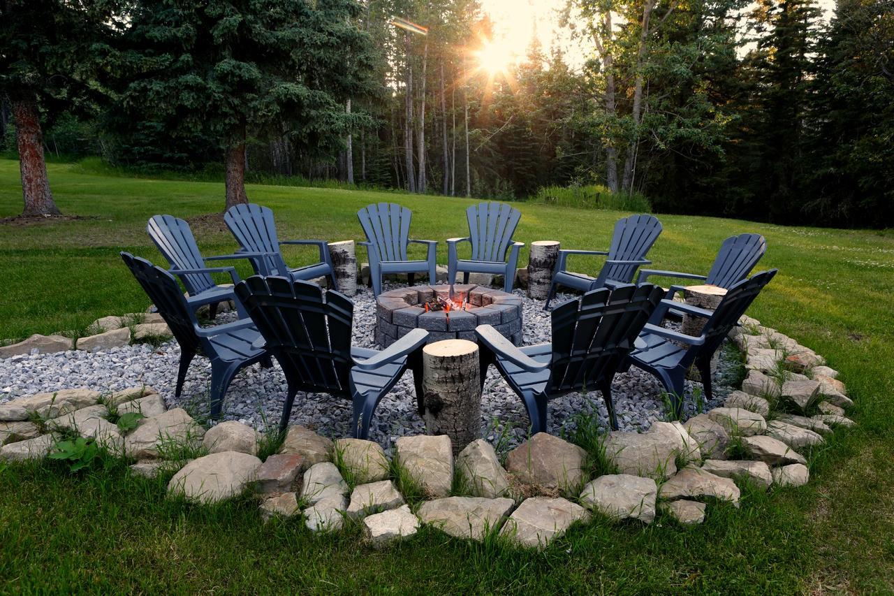 Bed and Breakfast Sleepy Creek Country Manor Bragg Creek Exterior foto