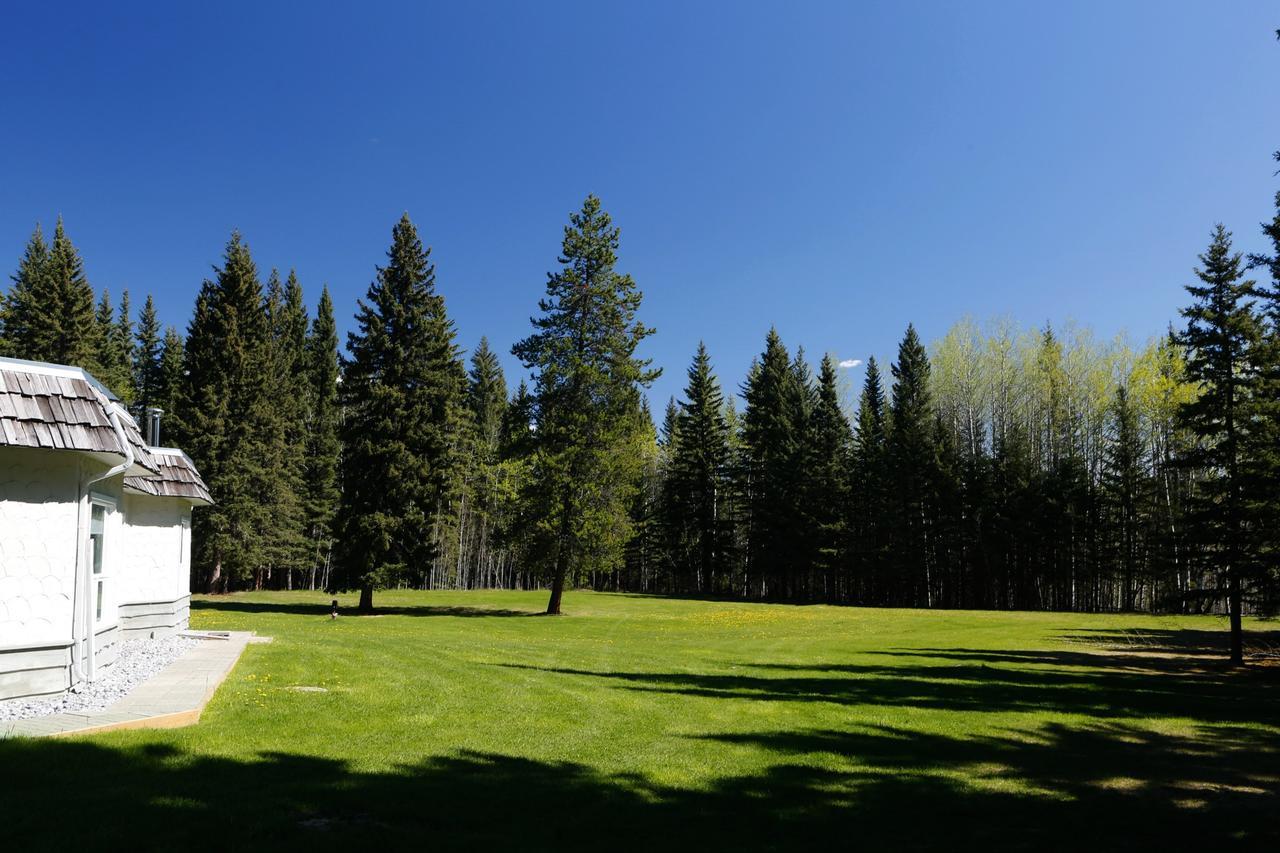 Bed and Breakfast Sleepy Creek Country Manor Bragg Creek Exterior foto